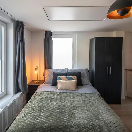 Samesofa And Alkemadestraat